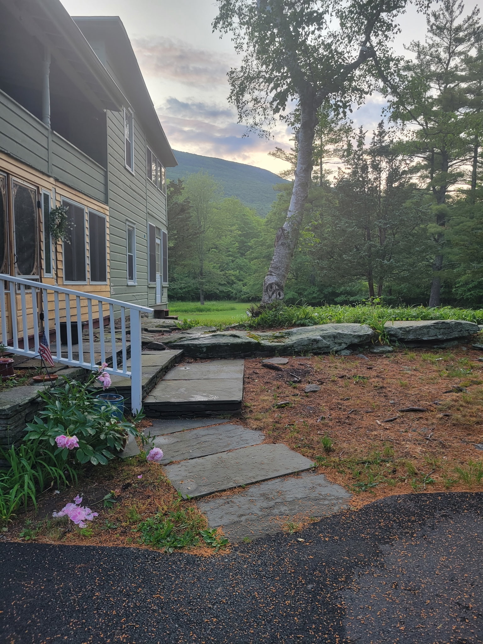 697 Bogart Rd – photo 2