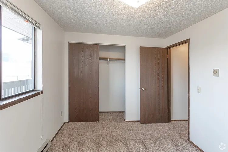 Crosspointe Apartments – photo 3