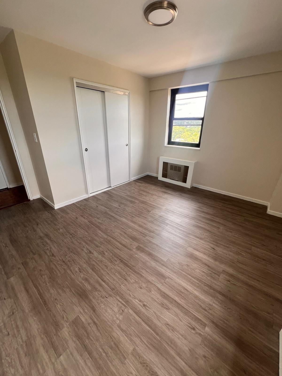 110 Washington St – photo 2