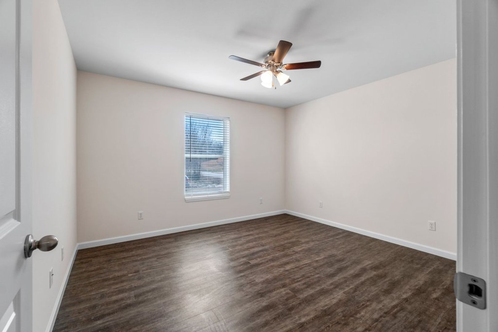 737 Highland Pt Dr unit 203 – photo 4