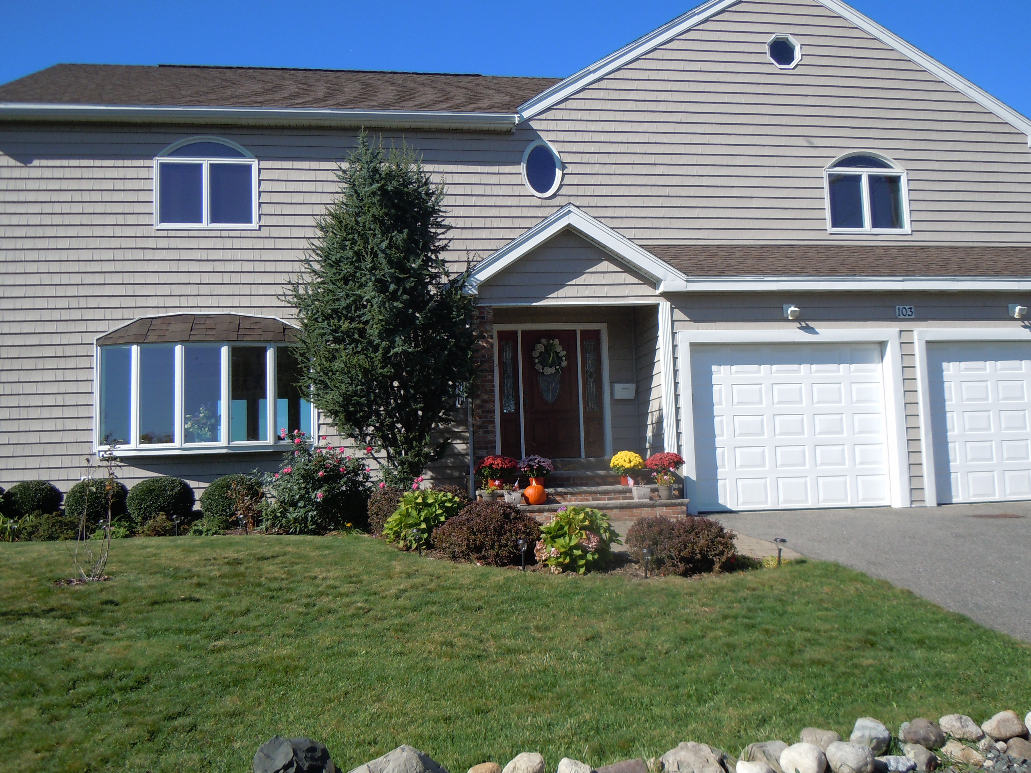 103 Summer St – photo 1