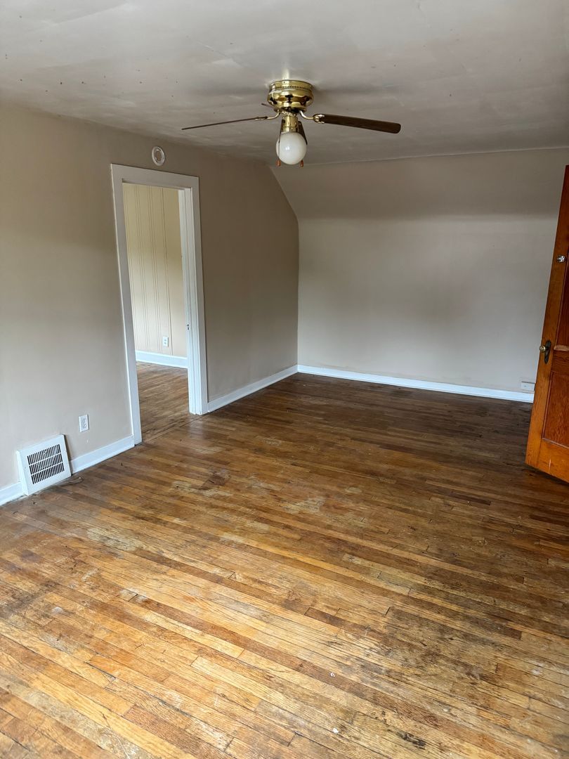5225 Theodore St – photo 5
