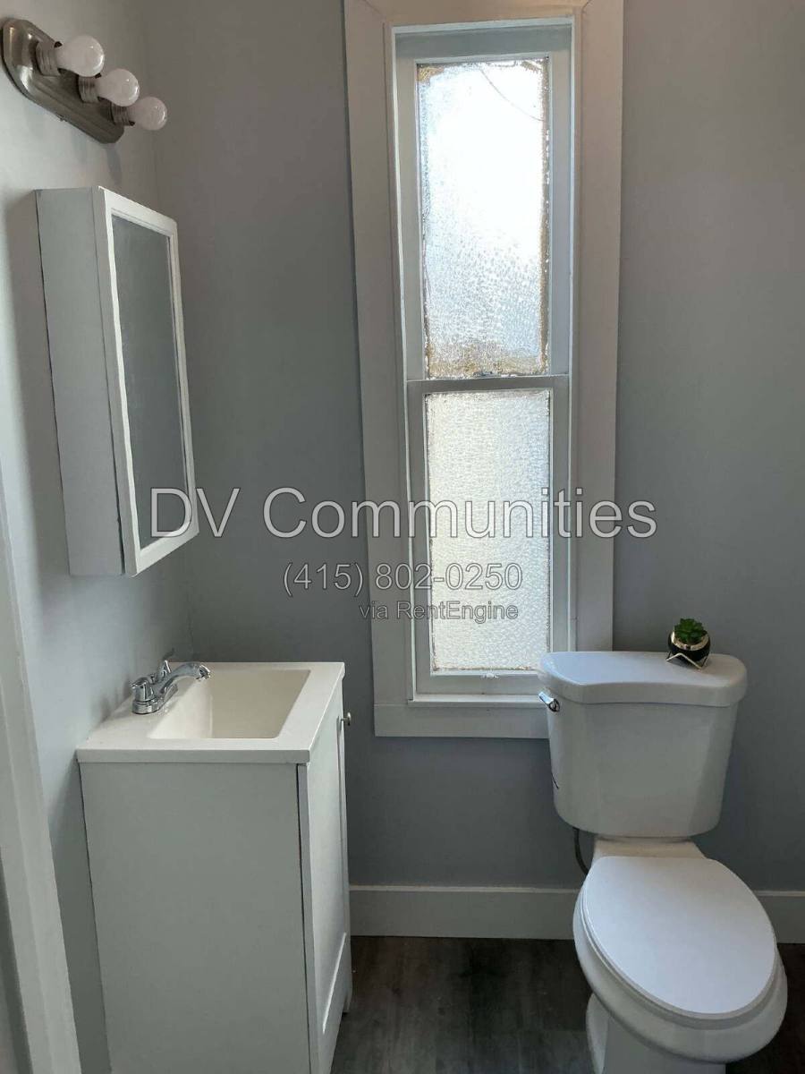 2084 W 81st St unit 1 – photo 2