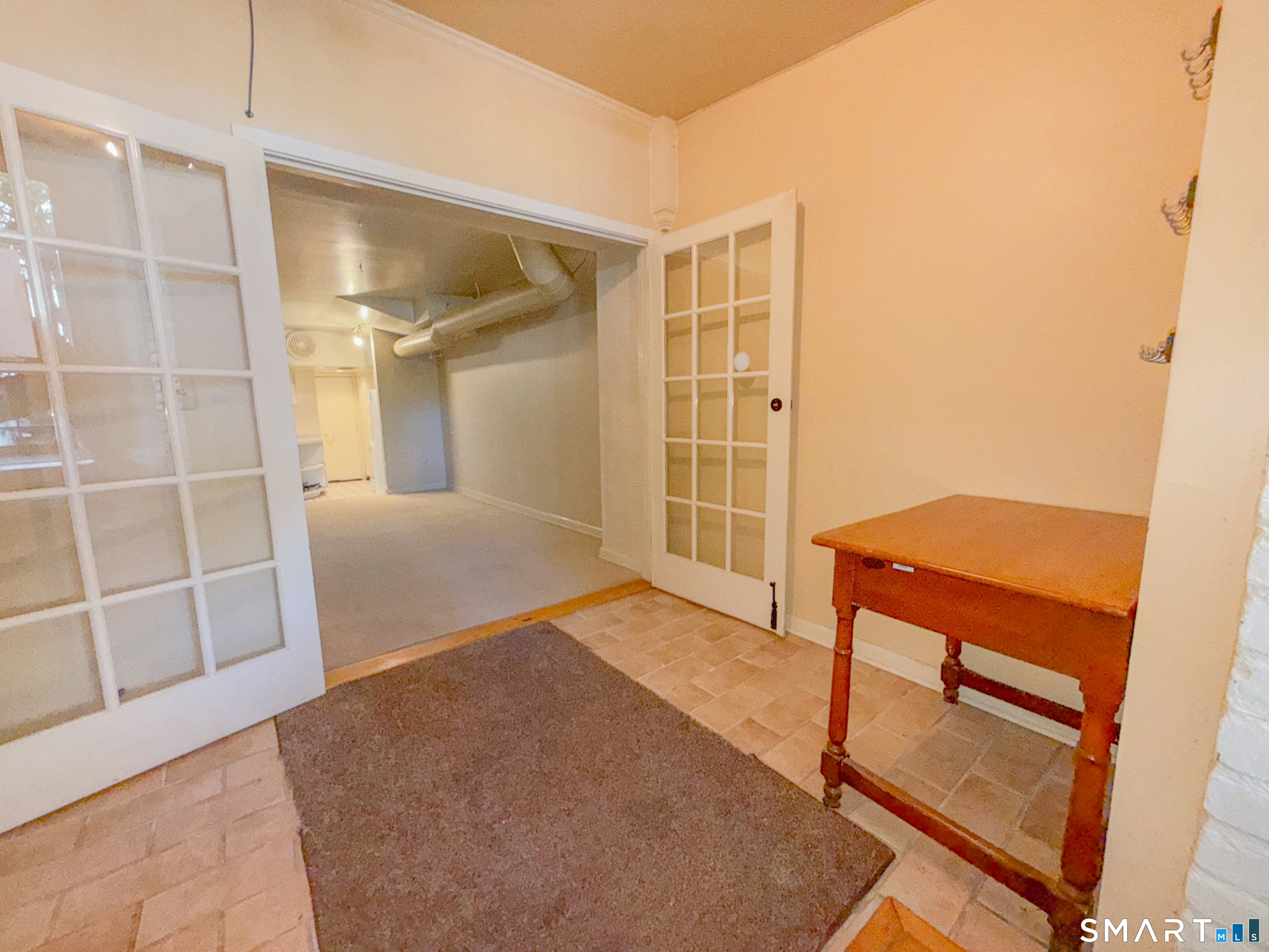 58 Capitol Ave unit 1 – photo 2