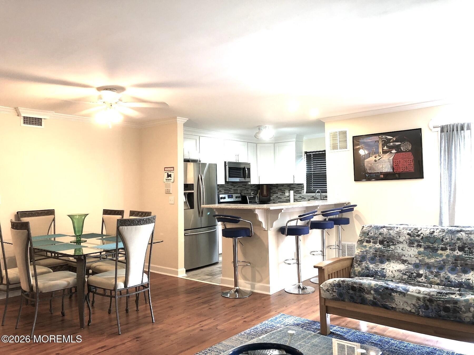 65 Cedar Ave #D15 – photo 2