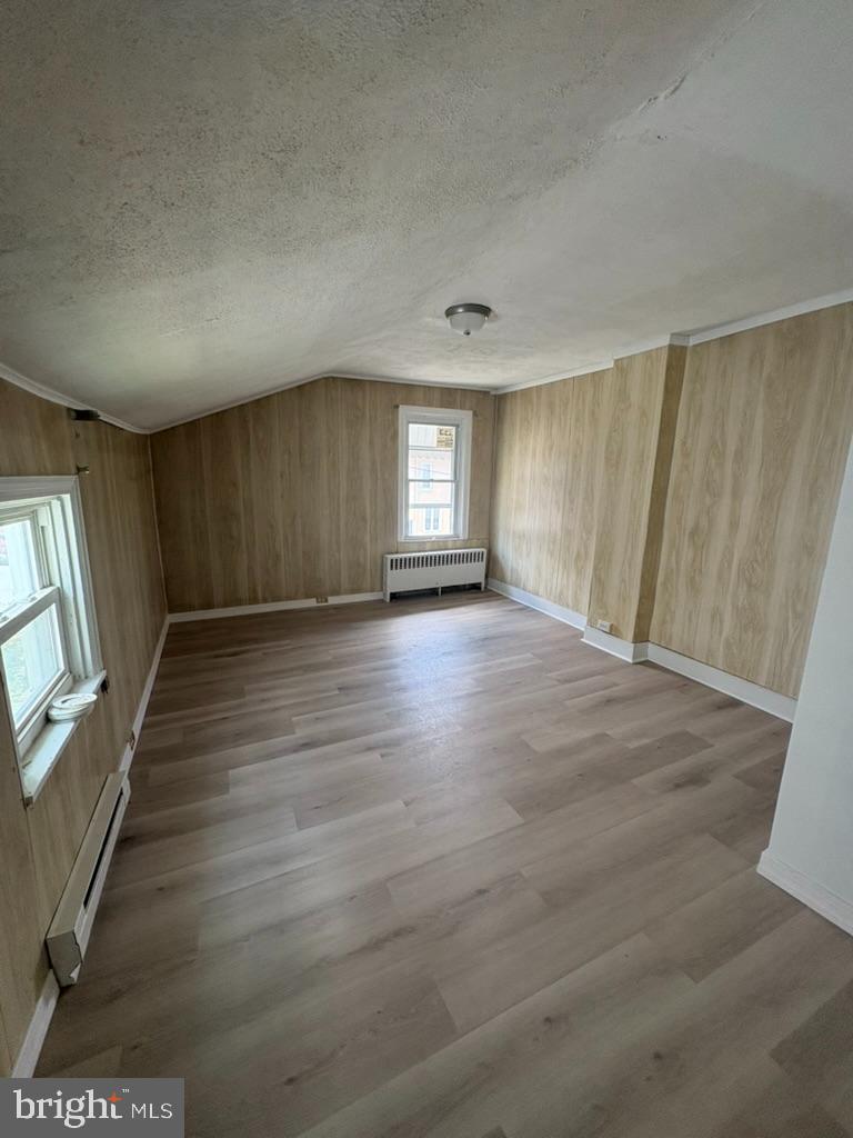 1113 Elm St – photo 3