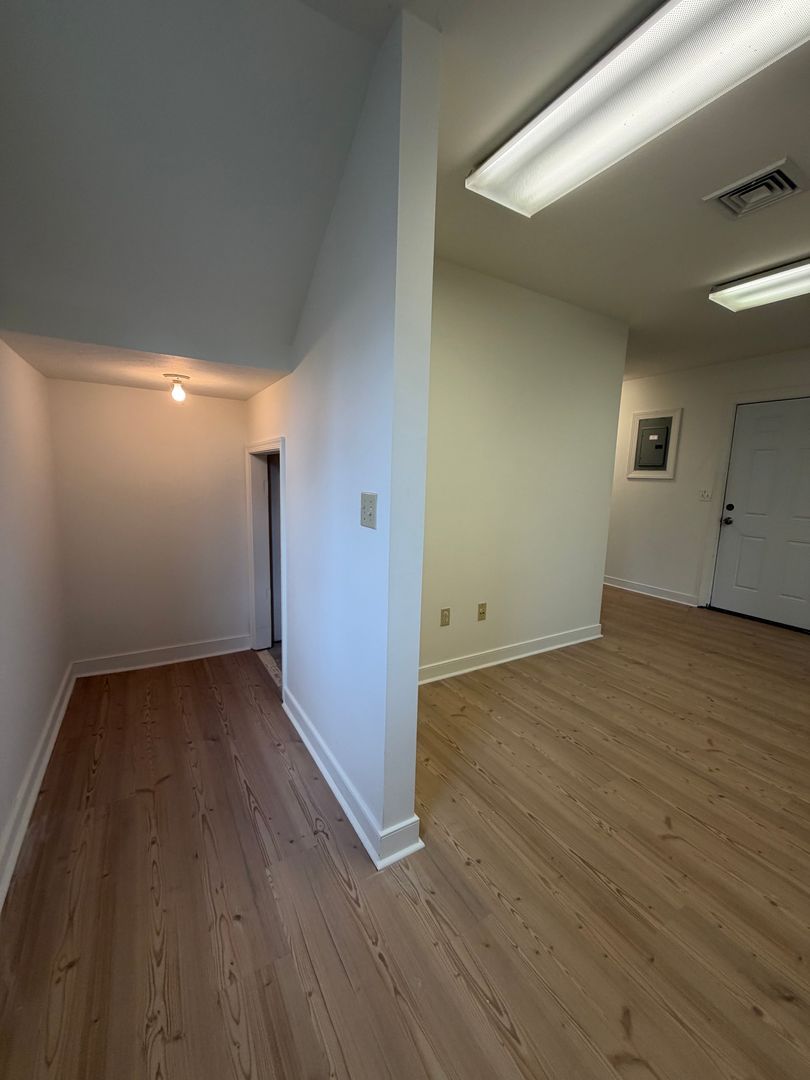 247 S 8th St unit Unit 2 – photo 3