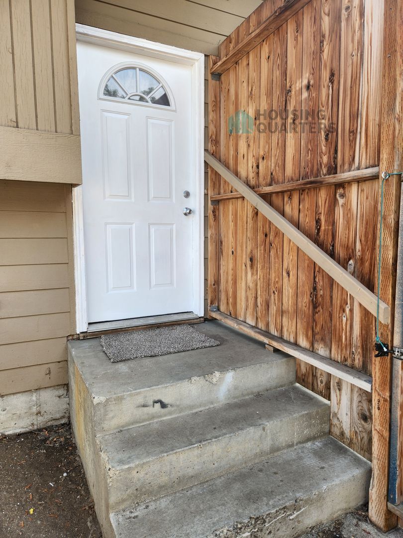 1917 E Cataldo Ave unit B – photo 2