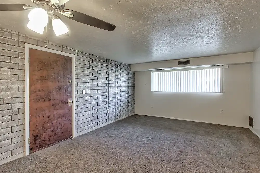 Lake Street Apartments – photo 3