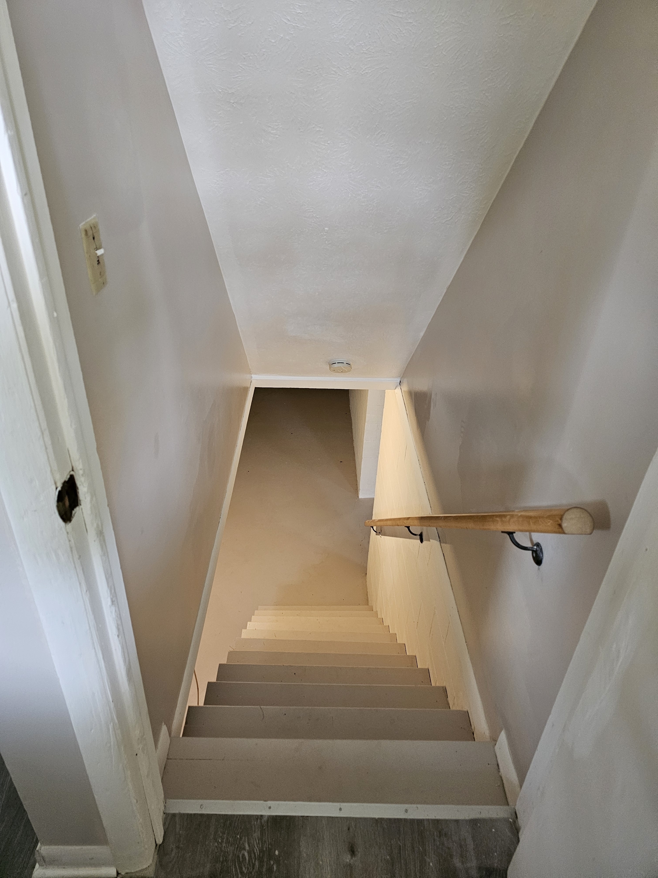 1124 Mccarley Dr W – photo 4