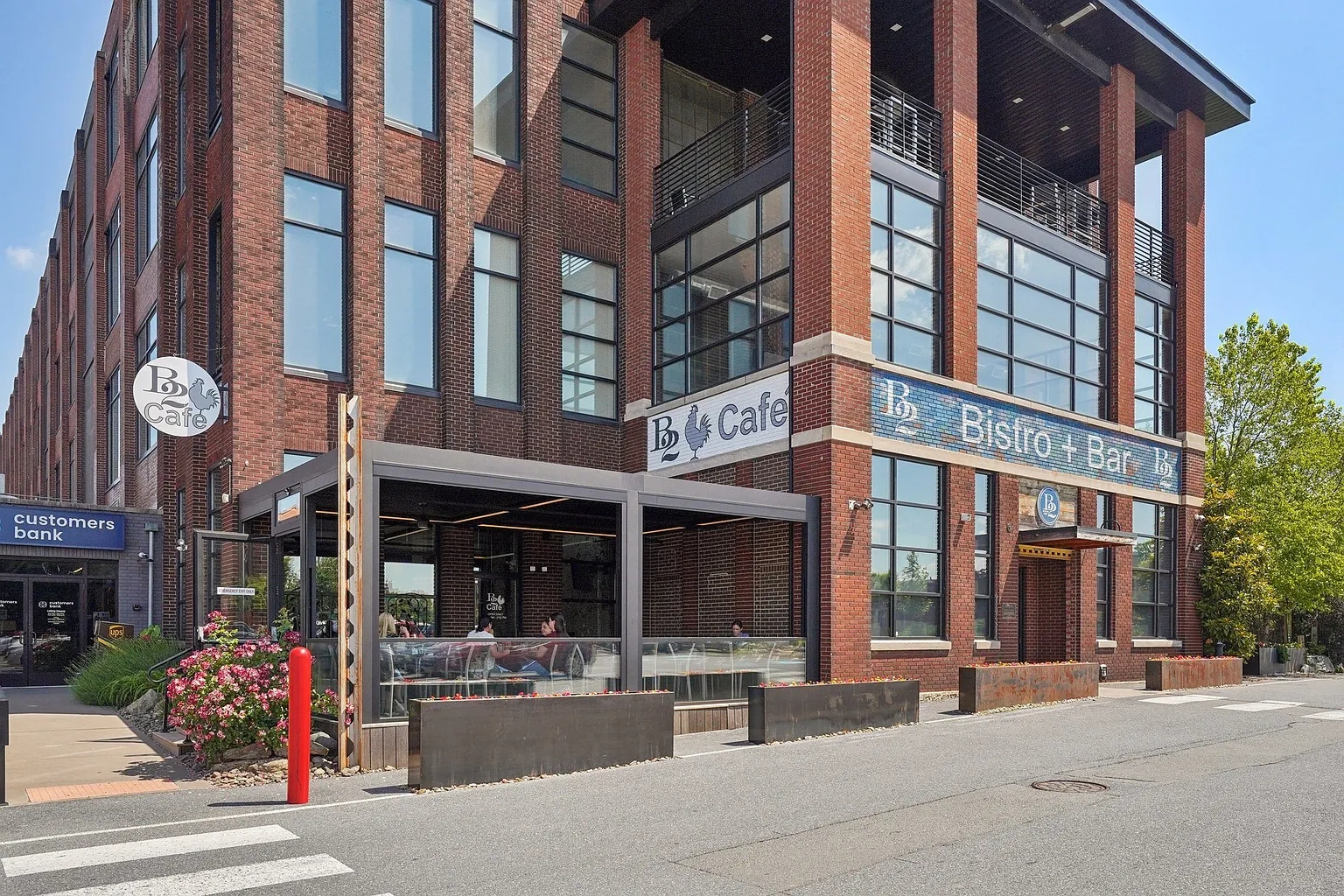 Lofts at Narrow – photo 1