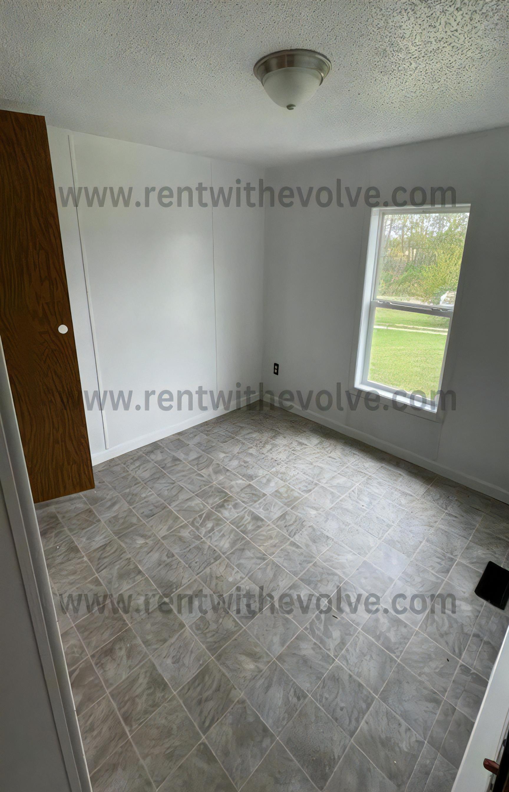 1392 N 200 W – photo 3