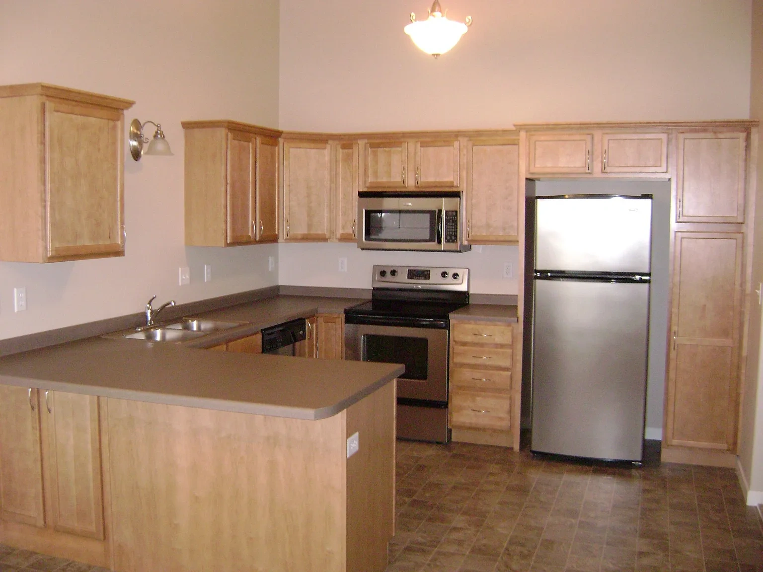 Bishops Blvd Townhomes – photo 2