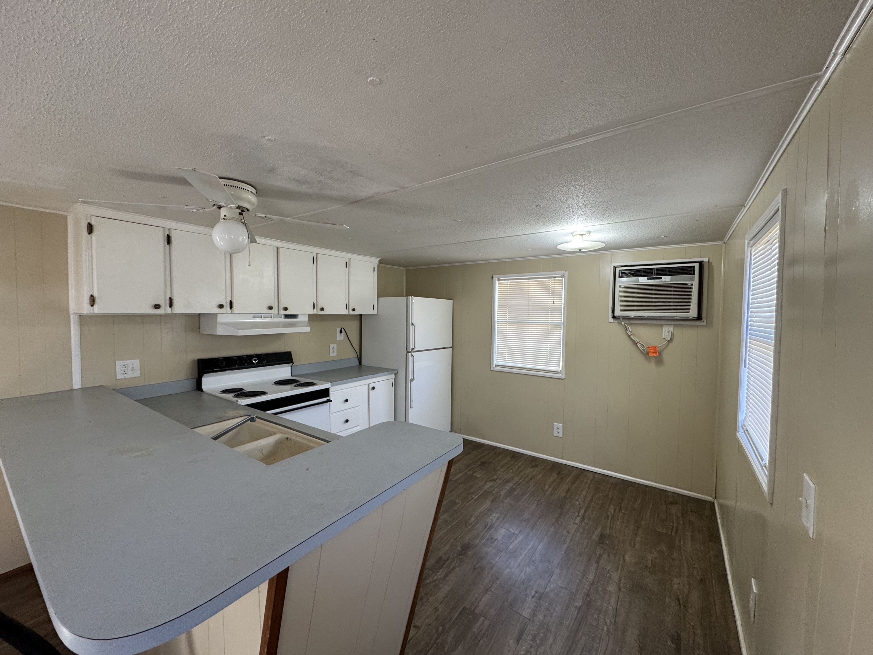 211 Victoria Cir unit 1 – photo 5