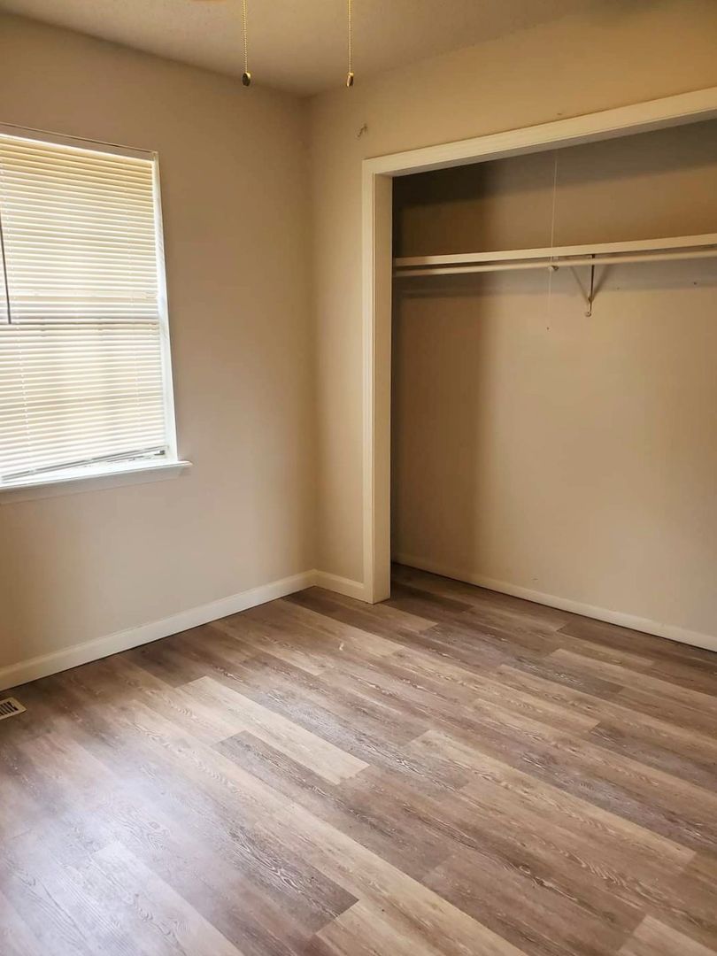 6320 Butler Rd unit 2 A – photo 3