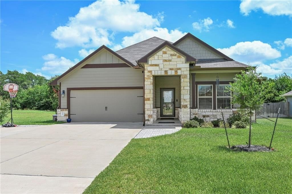 2042 Rock Rdg Ave – photo 1