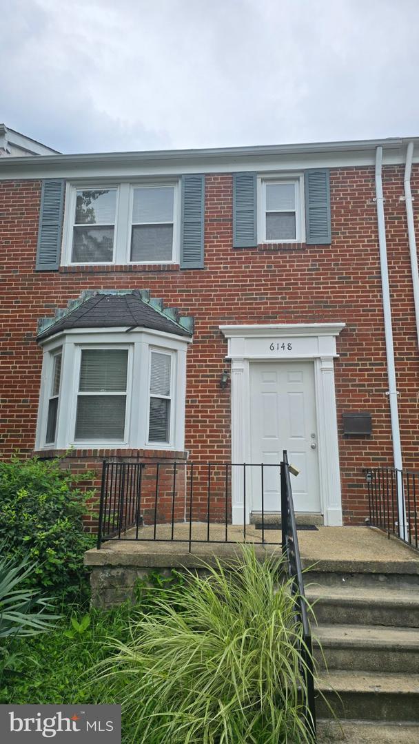 6148 Parkway Dr unit B – photo 1