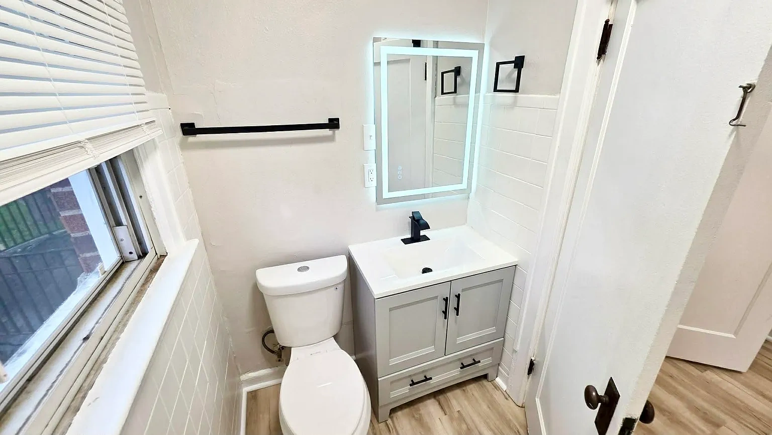 Bellevue Park Apartments – photo 1