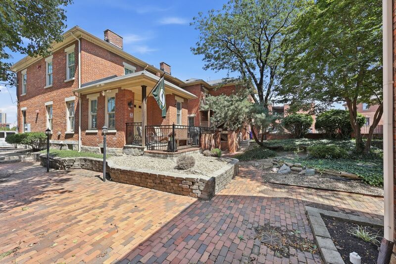 175 E Livingston Ave – photo 4