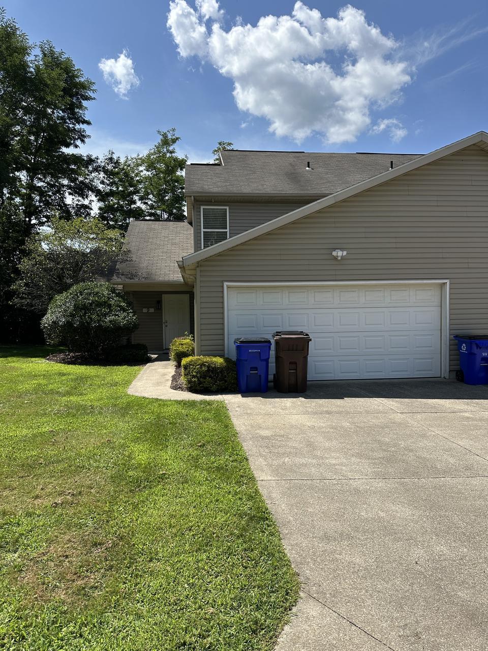 9 Fountain Dr – photo 1