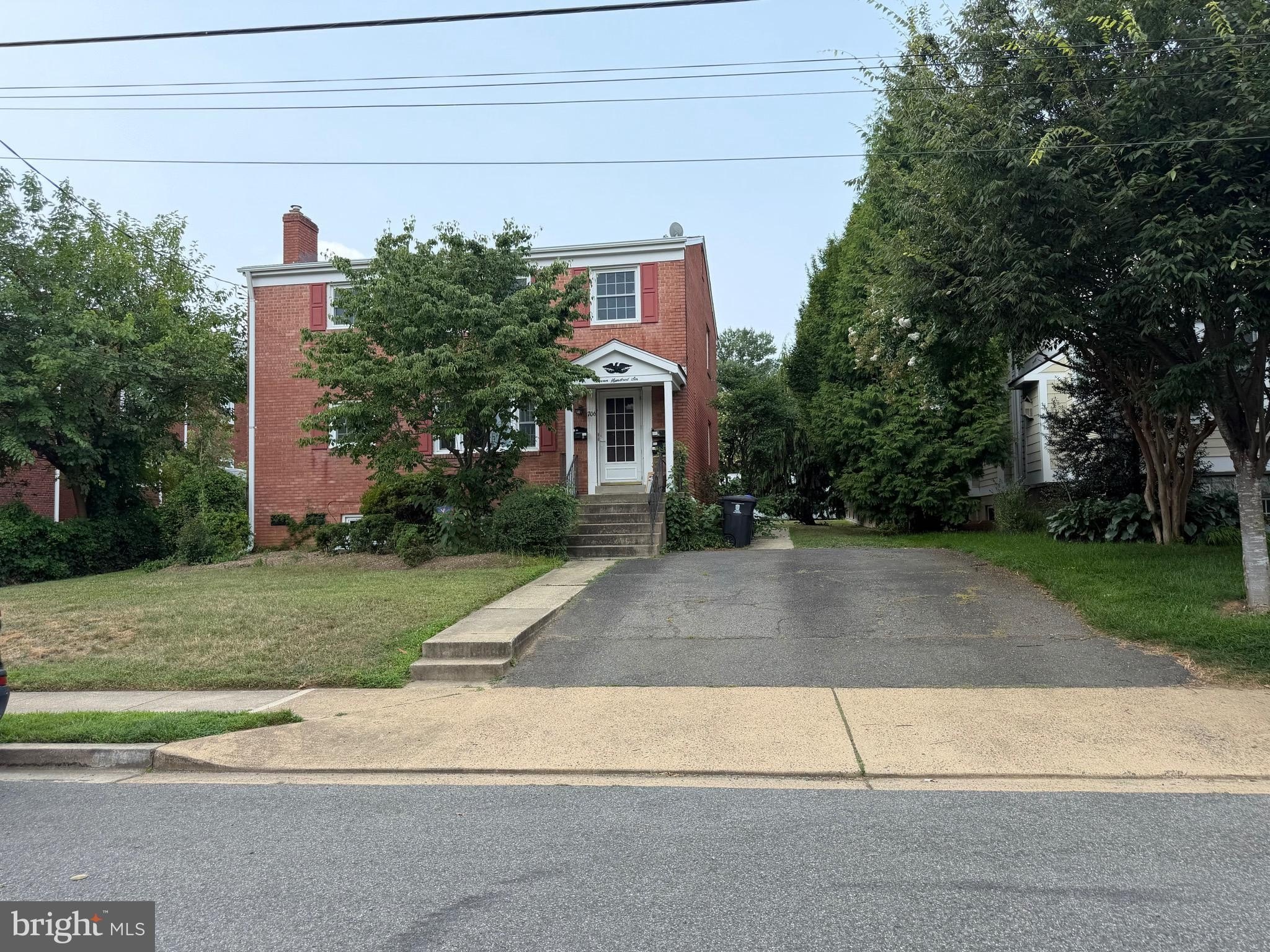 706 N Cleveland St – photo 1
