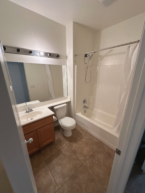 13703 Turf Paradise St – photo 4
