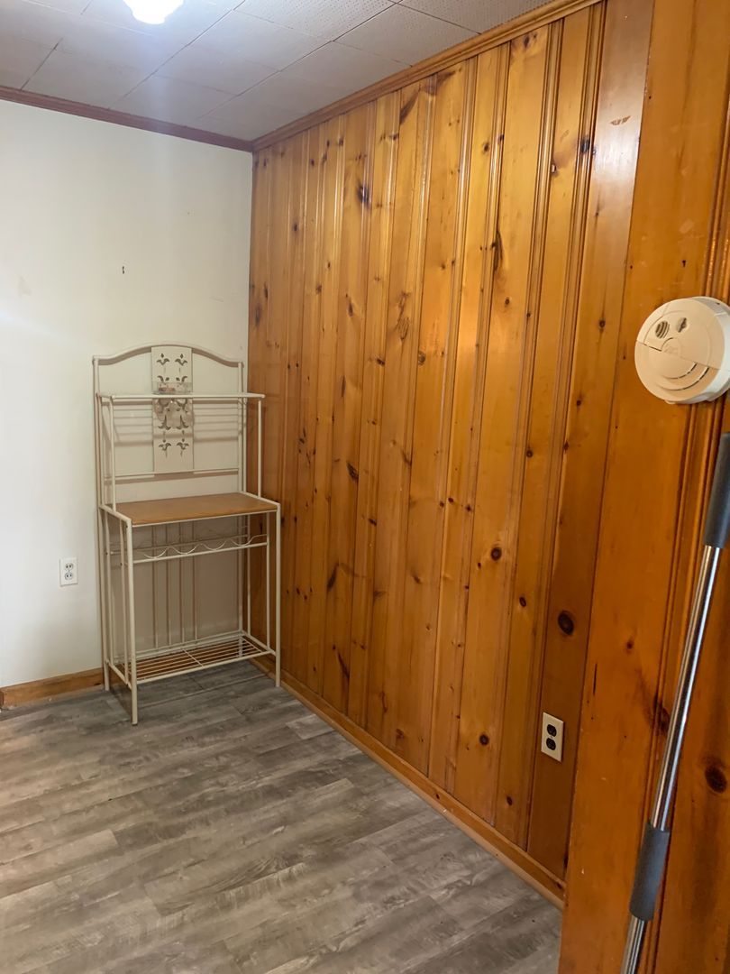 5711 Howe St unit Apartment 6 – photo 4