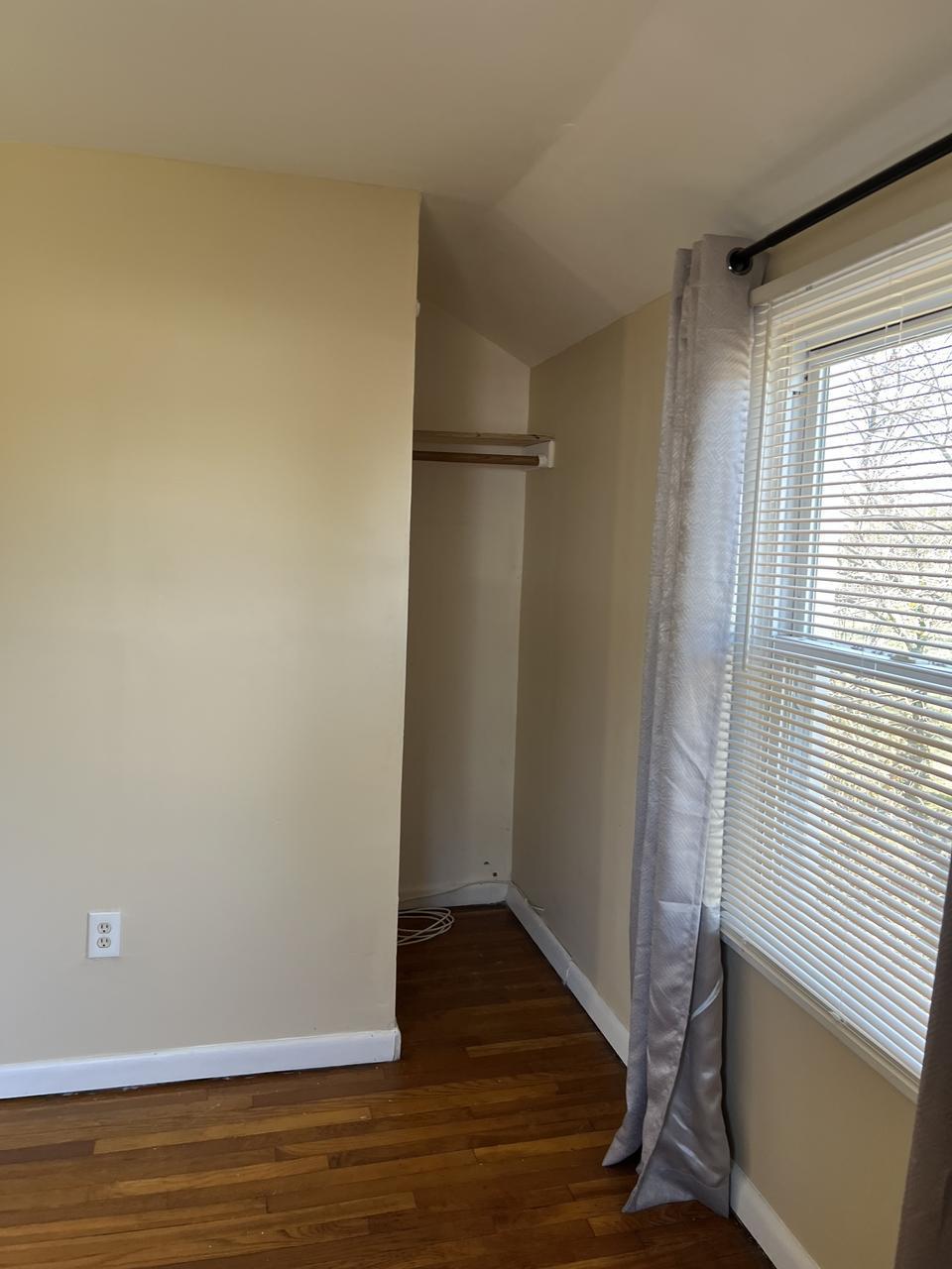 119 Dupont Pl – photo 1