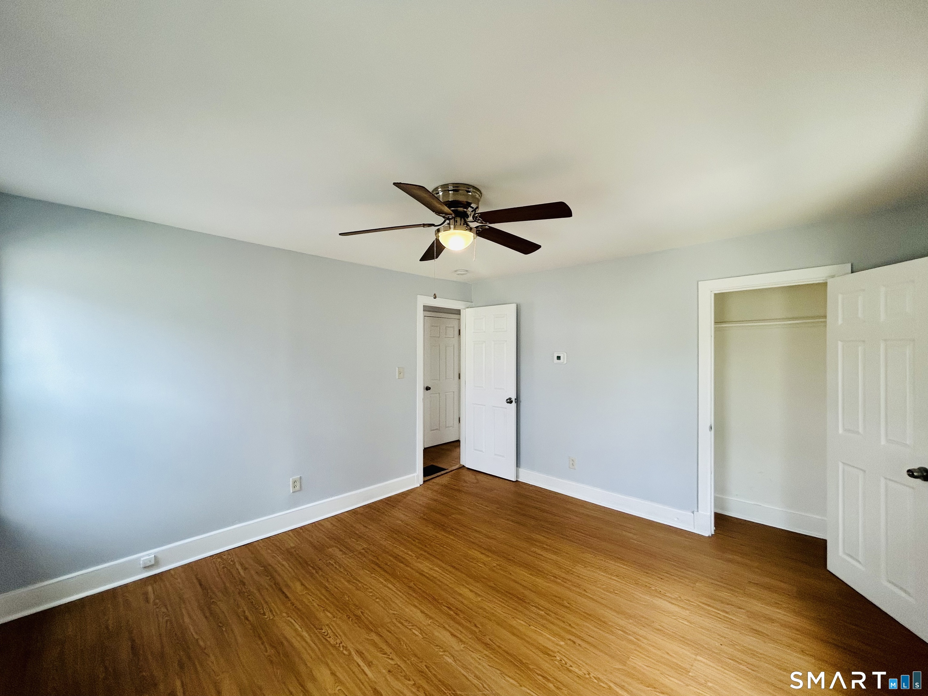 207 E Main St – photo 4