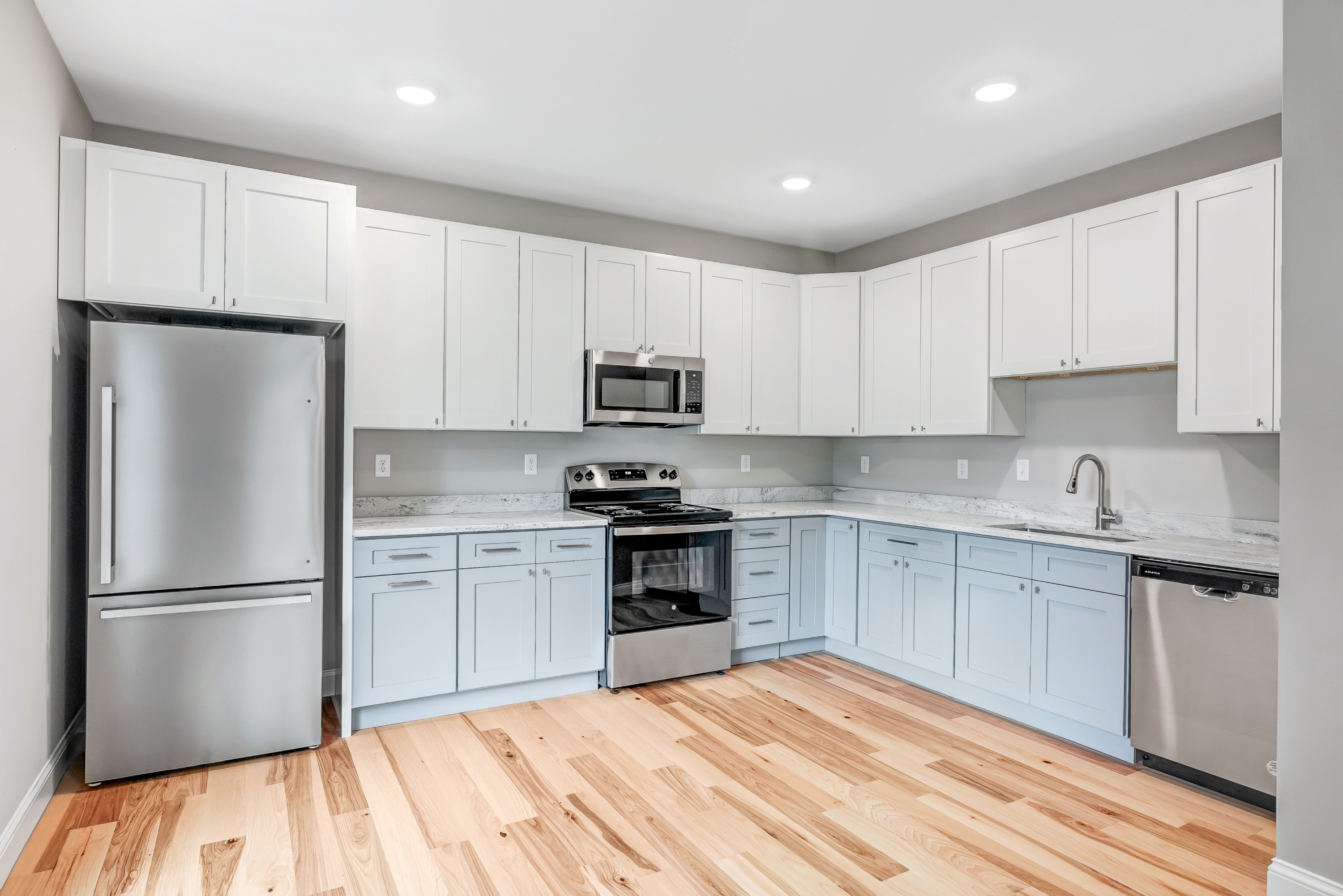 3409-3411 Juniata St unit # A – photo 2