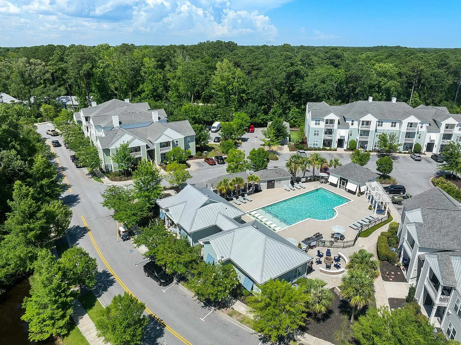 The Apartments at Shade Tree – photo 2