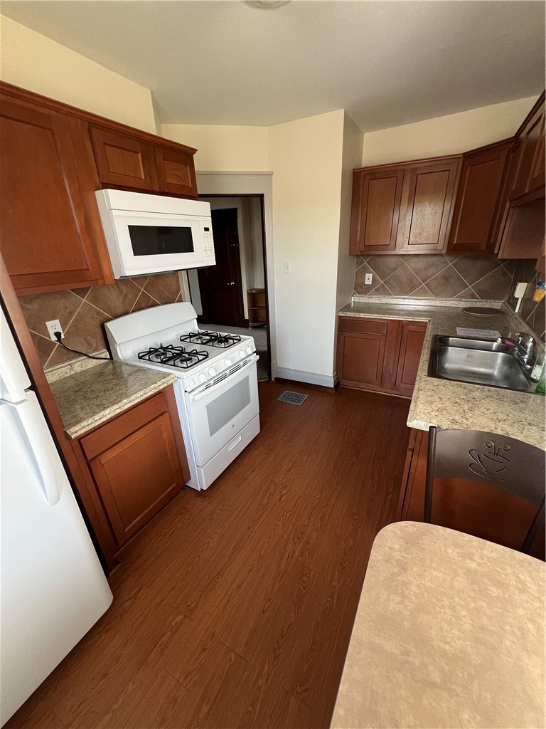 277 Dravo Ave unit 2 – photo 2