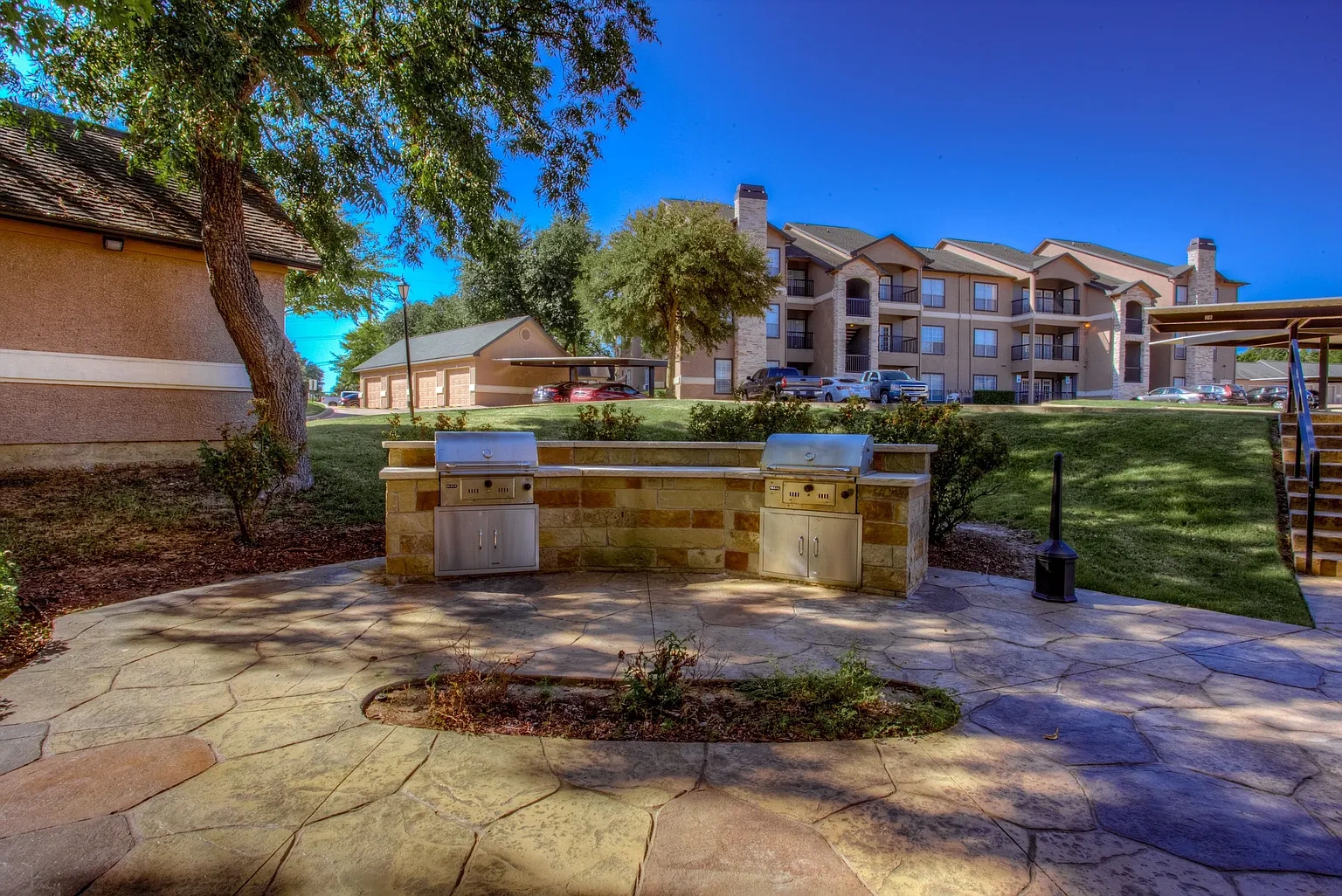 Waters Edge Villas – photo 1