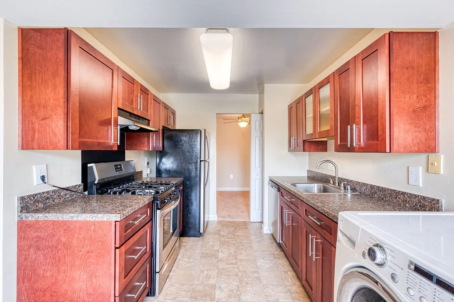 Oakton Park Apartments – photo 3