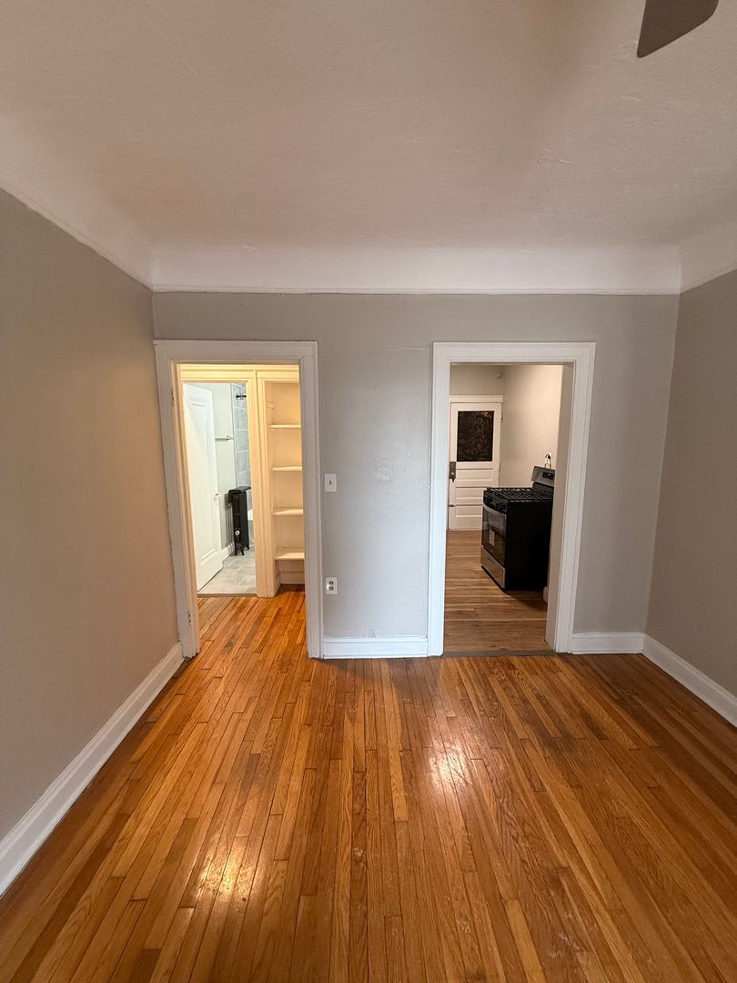 12065 Edgewater Dr unit 5 – photo 5