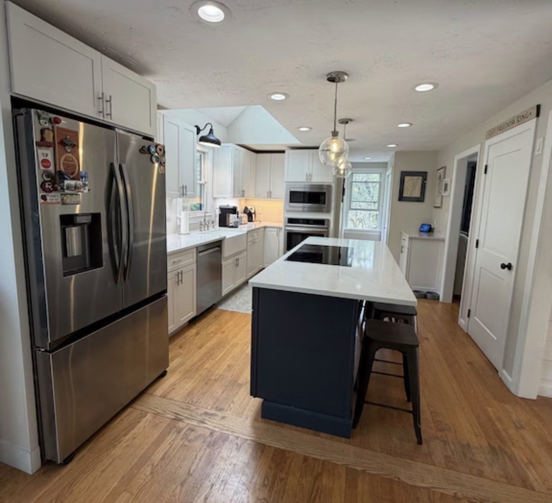 456 S River St – photo 2