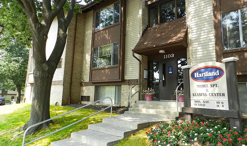 Hartland Apartments – photo 3