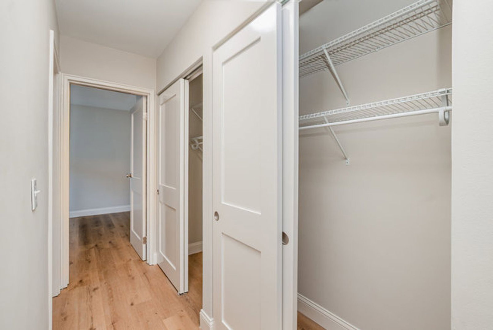 5276 Montgomery Rd unit 9 – photo 5