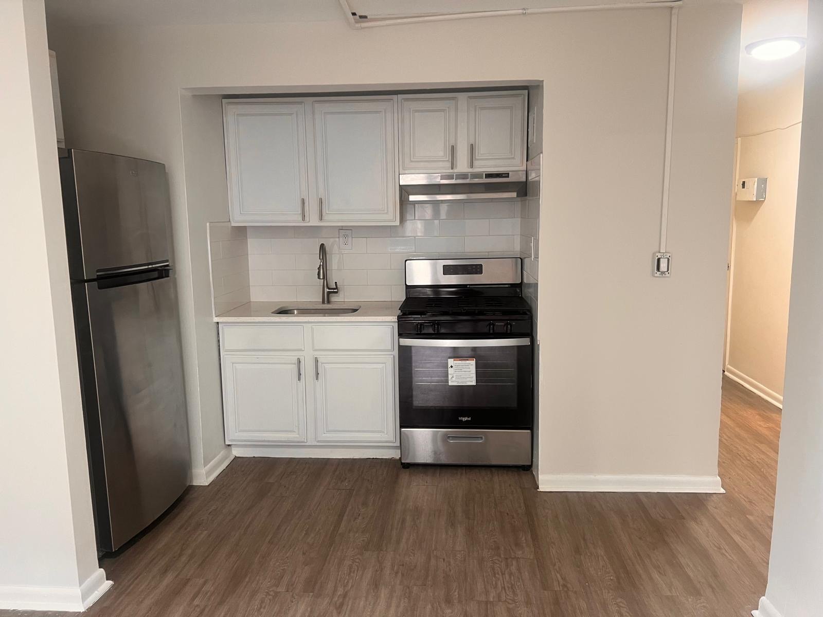 110 Washington St – photo 1