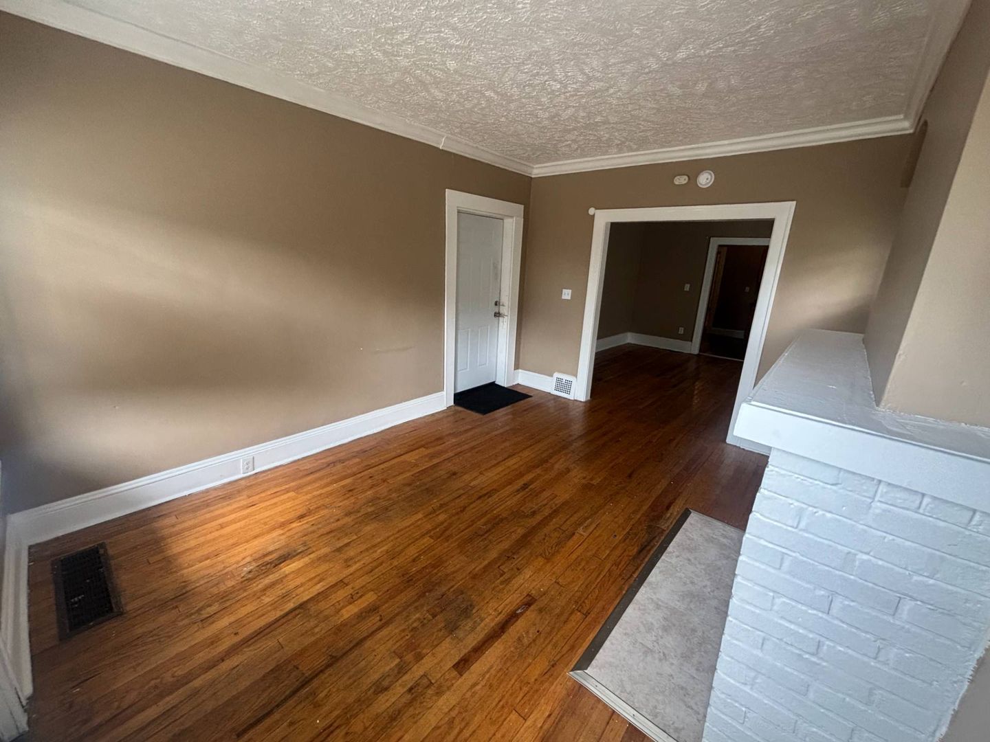 3301 E 143rd St unit unit 1 – photo 3