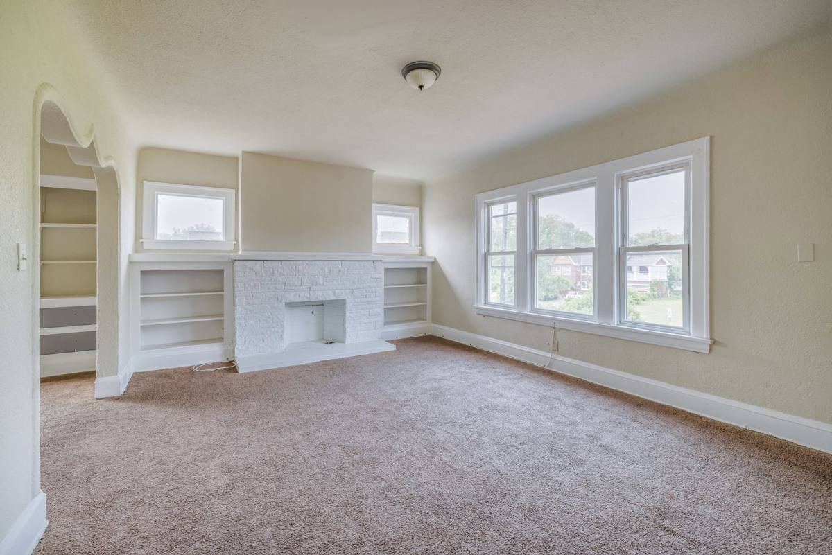 3691 E 116th St – photo 3