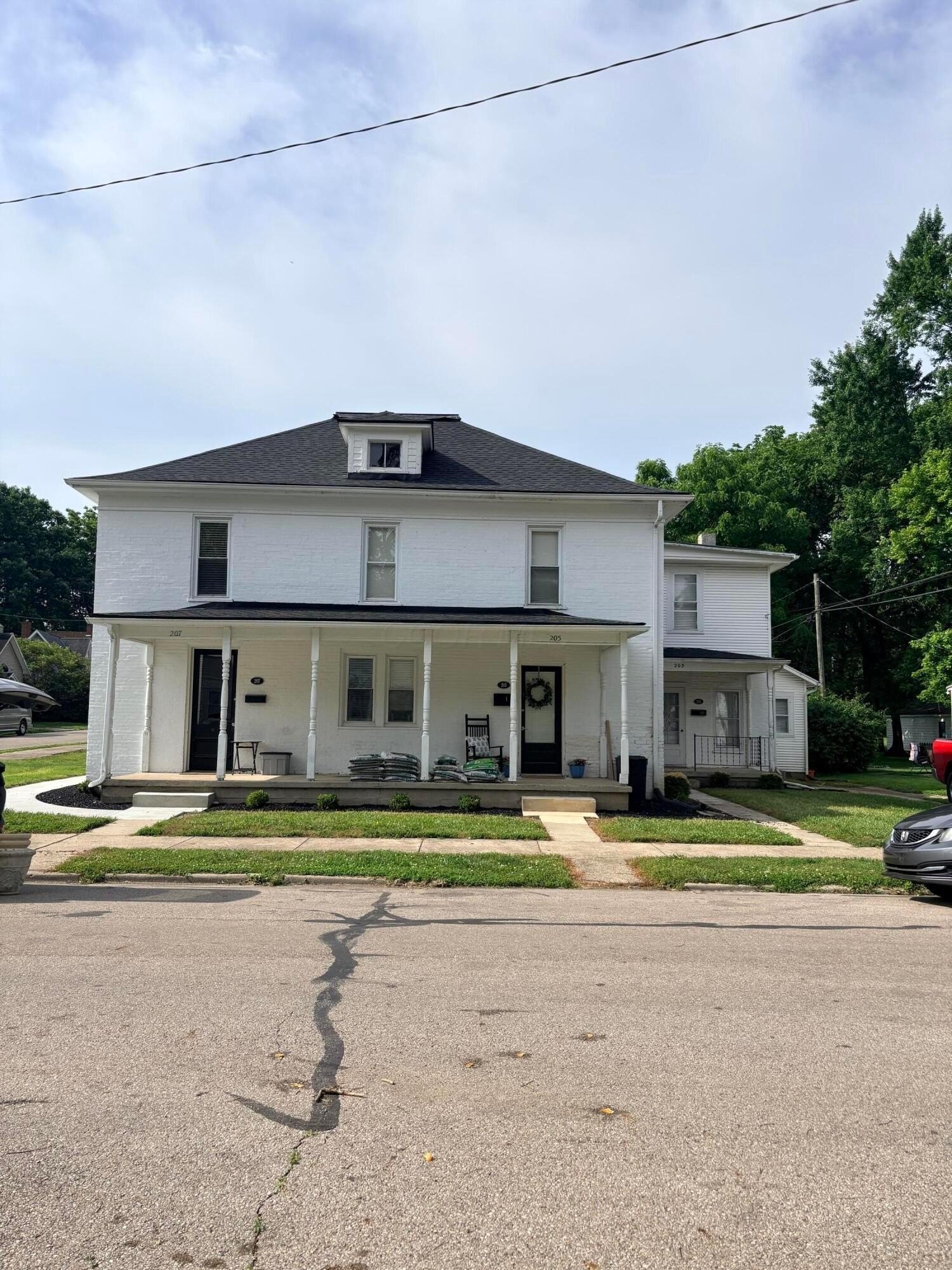 203 E Reynolds St #207 – photo 3