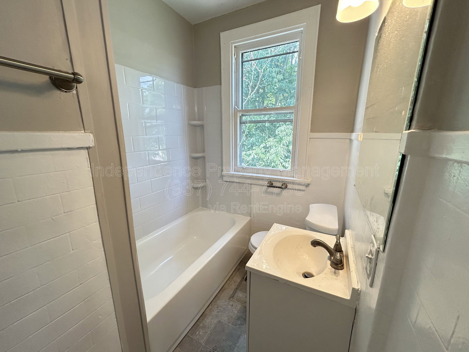 5563 Bosworth Pl unit 2 – photo 2