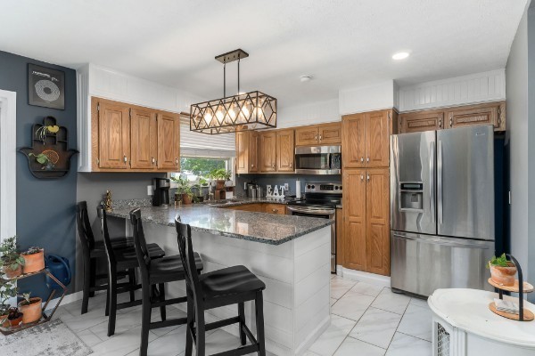 265 Maple Dr – photo 3