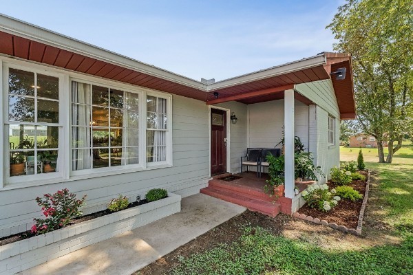 265 Maple Dr – photo 2