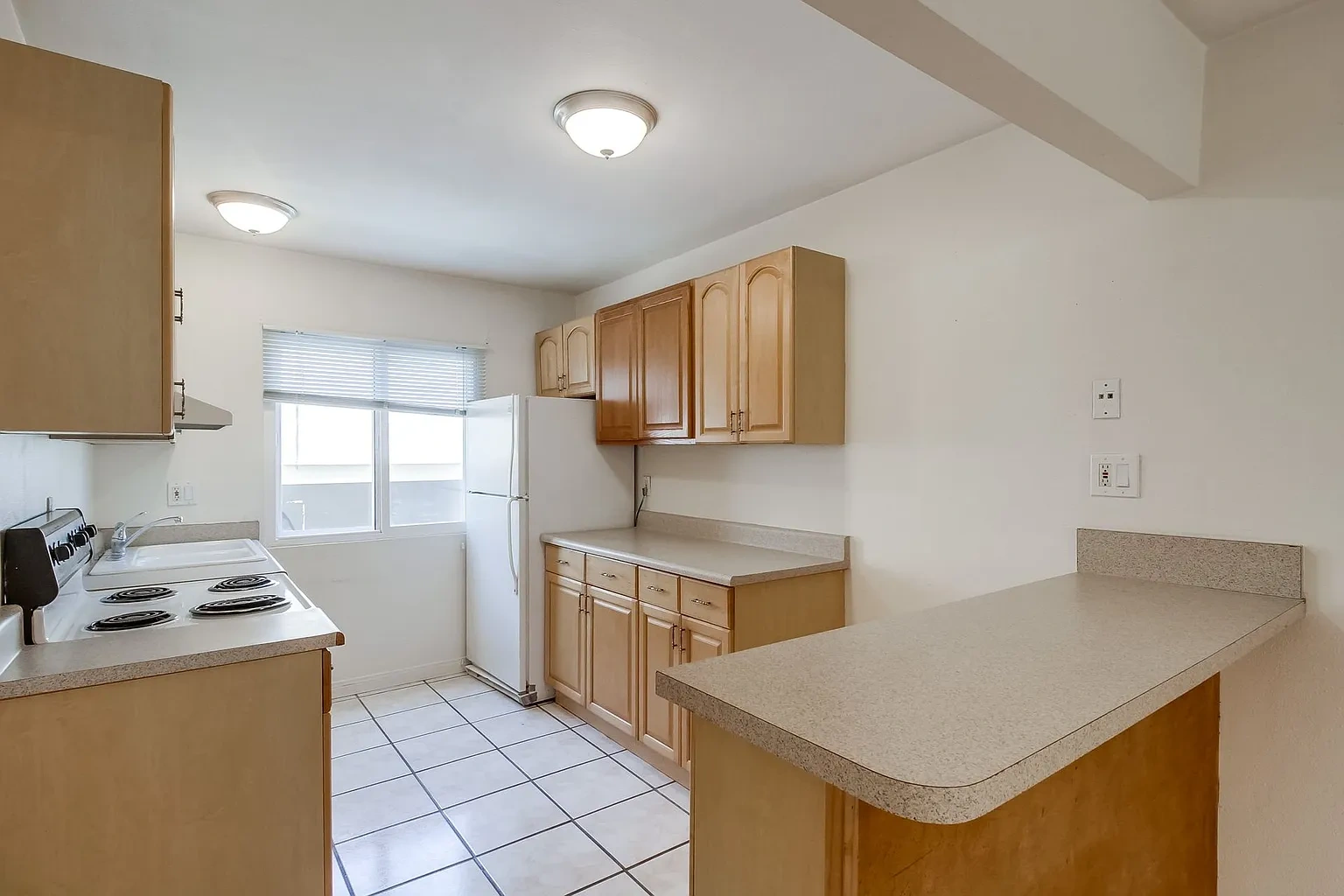 2874 B Street – photo 5
