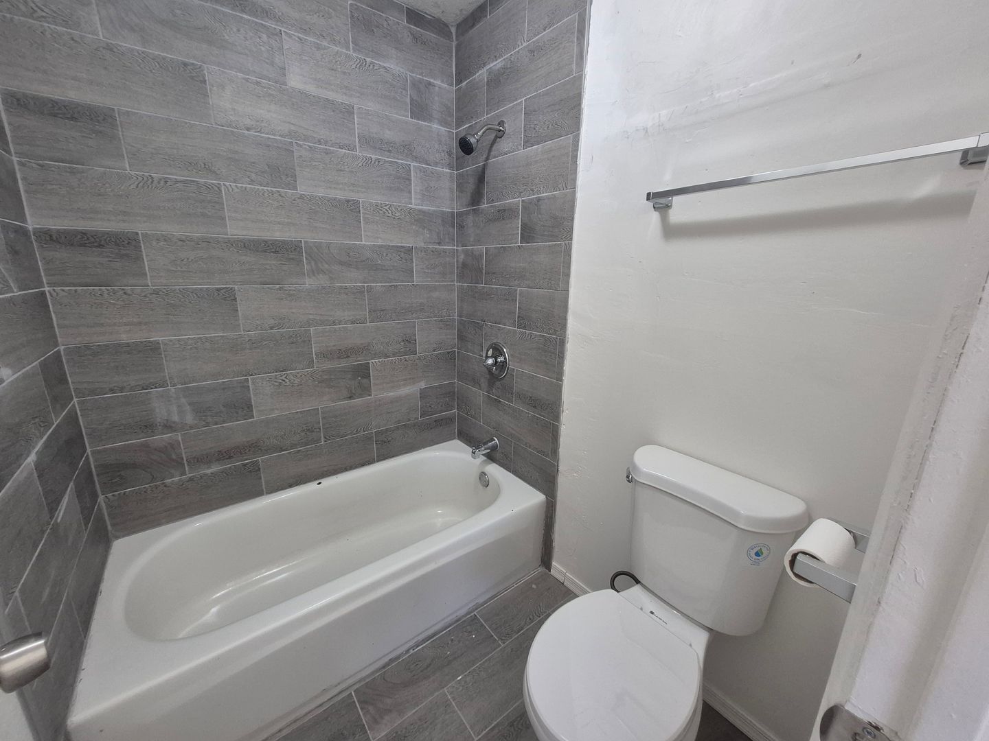 2173 S 1st Ave unit 05 – photo 3