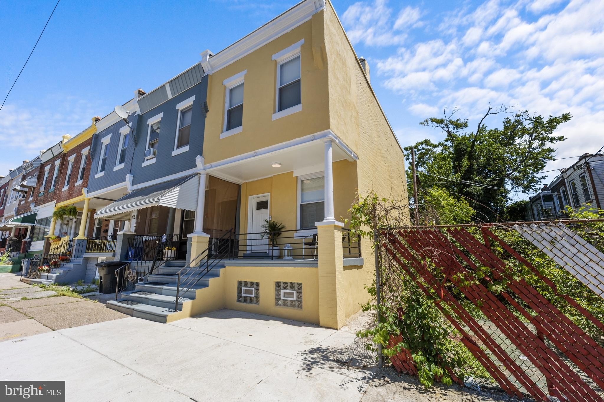 1310 Narragansett St – photo 2