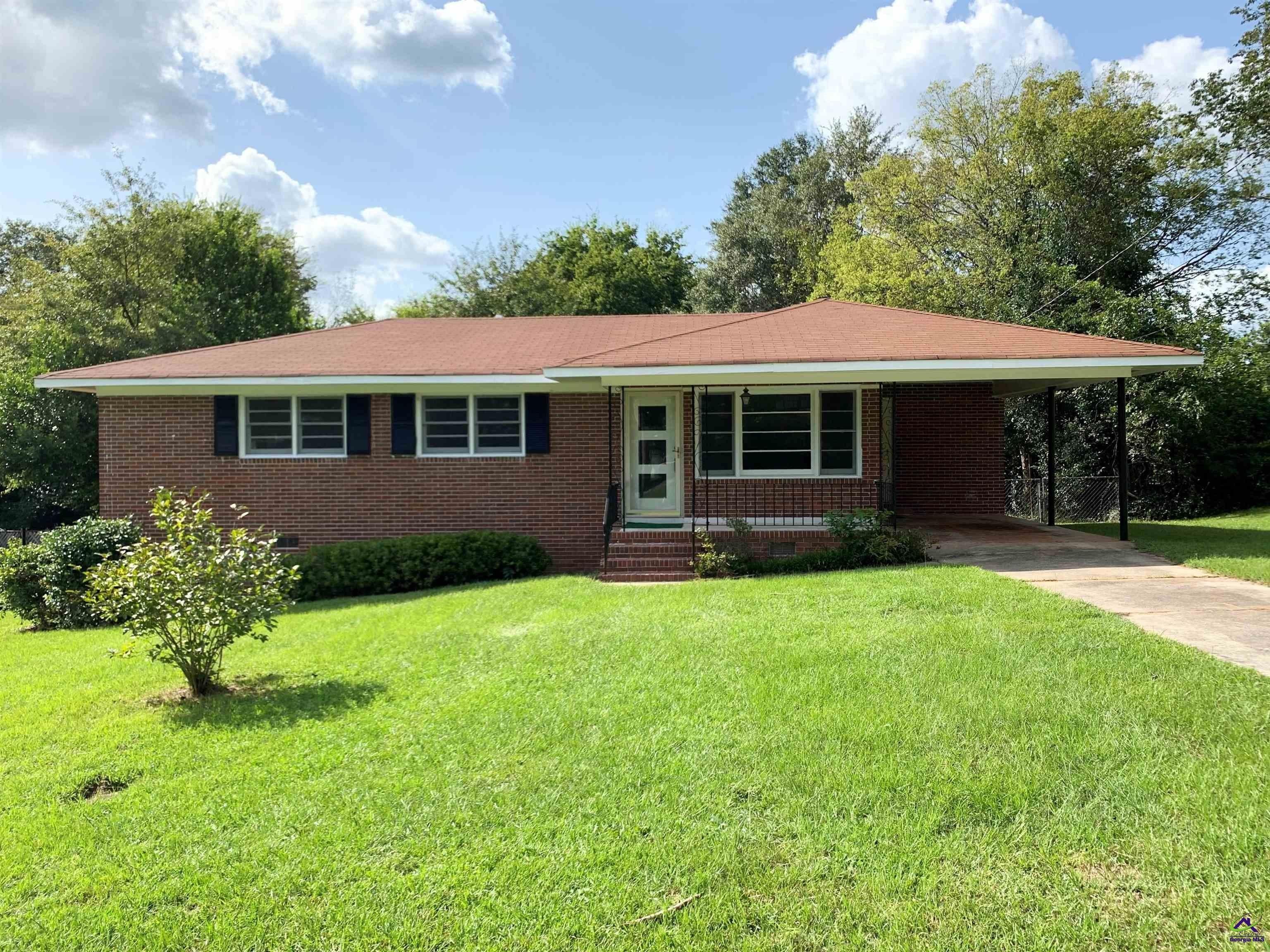 3240 Commodore Dr – photo 1