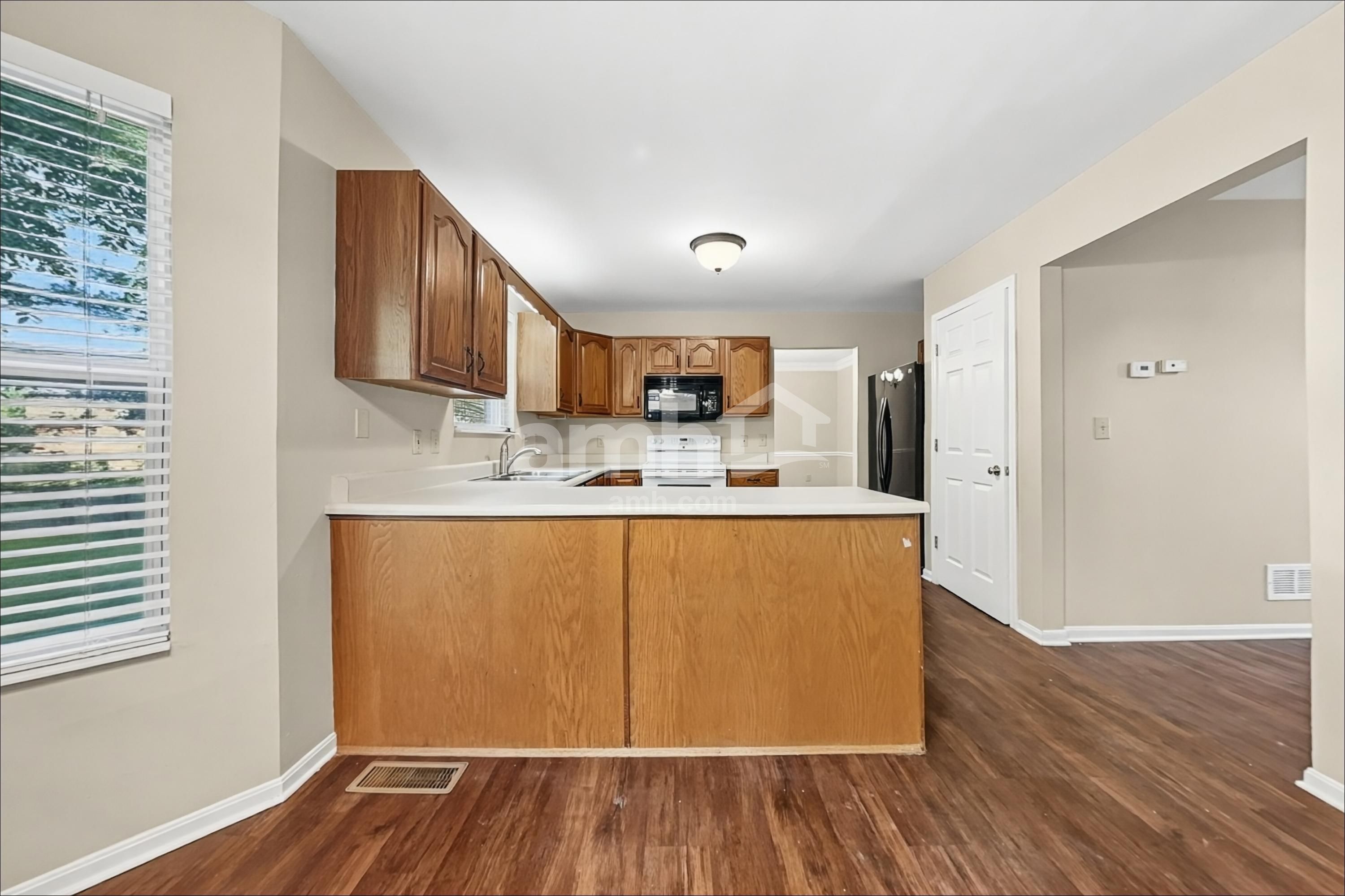 2626 Sterling Trce – photo 4